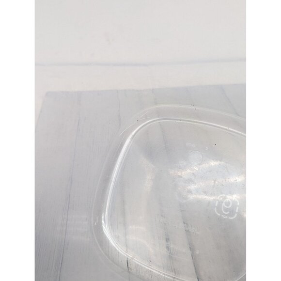 Rubbermaid 3 Qt Servin Saver #6 Sheer Square Canister Storage Stress Crack - Picture 11 of 11